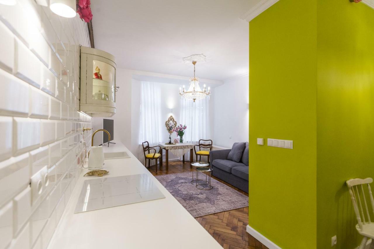 Luxury Apartment Pod Zyrandolem Cracovia Esterno foto